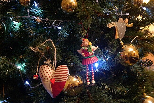 Christmas-tree-closeup