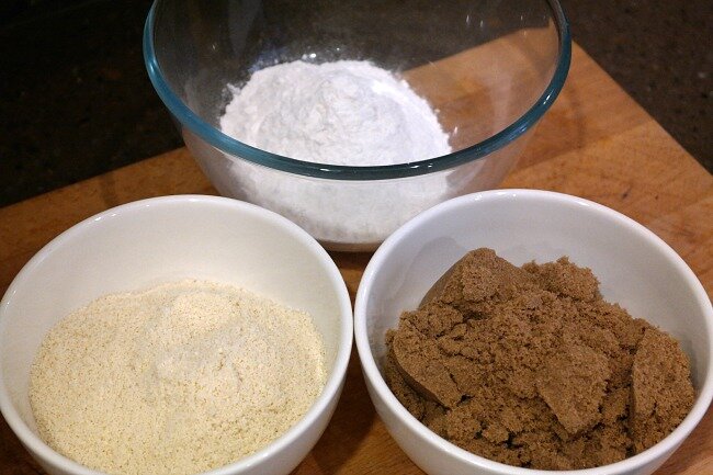Flour-sugar-ground-almonds