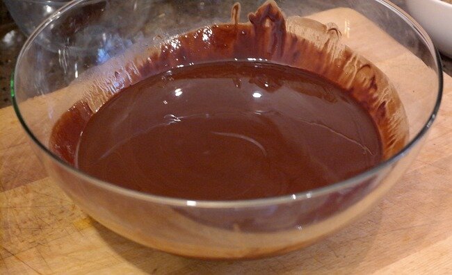 Melted-chocolate-and-butter